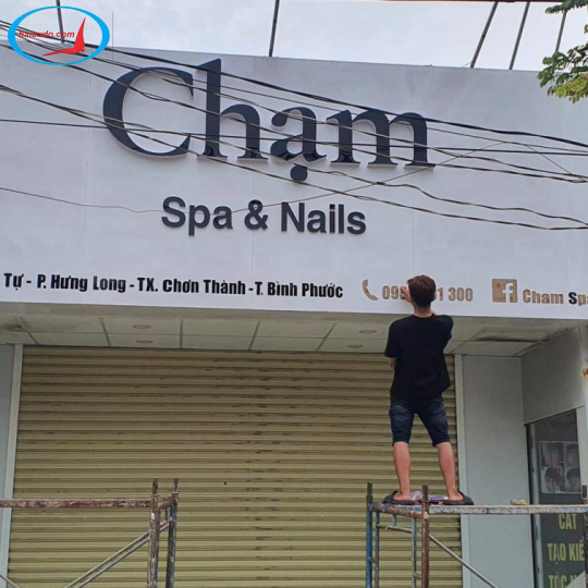 BẢNG HIỆU QUẢNG CÁO 