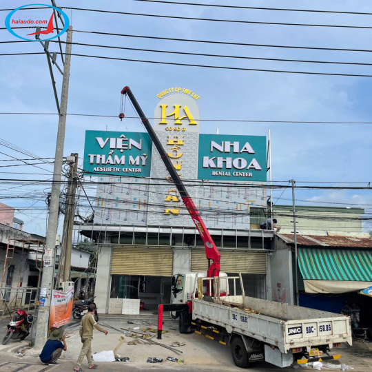 BẢNG HIỆU QUẢNG CÁO 